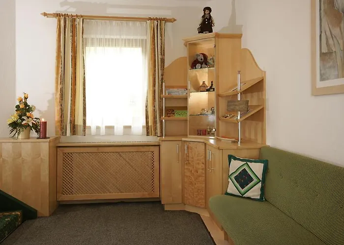 Val Monte Apartmanhotel